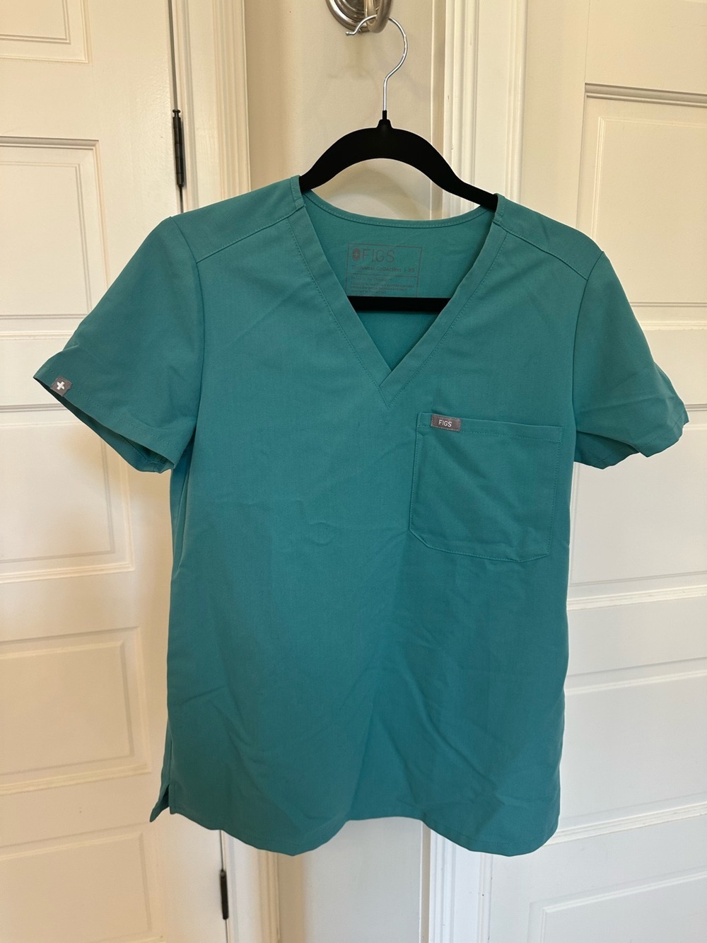 FIGS Catarina Cactus Marine One Pocket Scub Top Womens XS Workwear Medical #3334